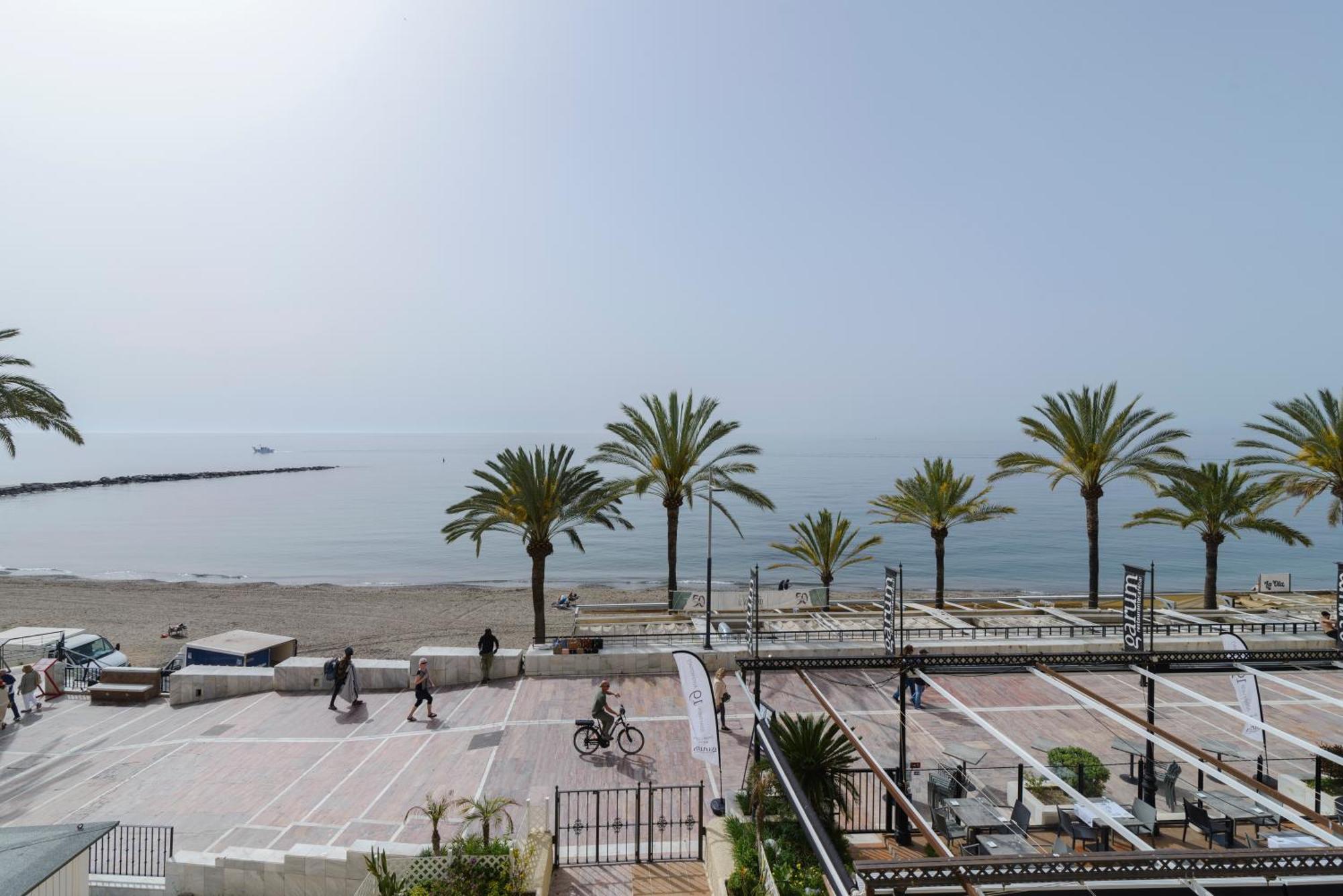 Sea Front Apartment In Marbella Center Esterno foto