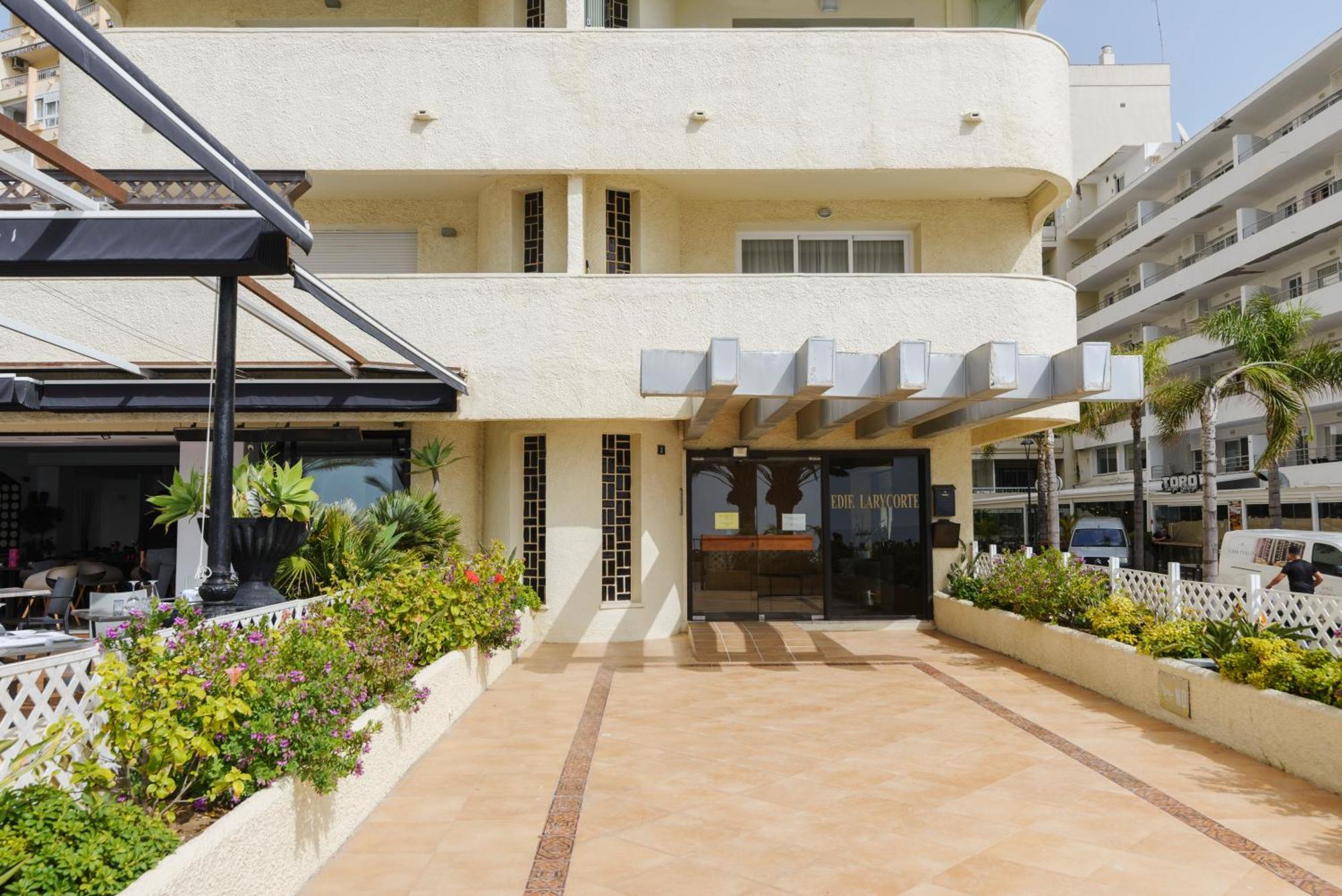 Sea Front Apartment In Marbella Center Esterno foto